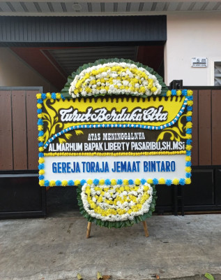 Papan Bunga Duka di Balingga Barat